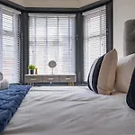 Darcey House Holiday home Scarborough