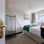 Darcey House