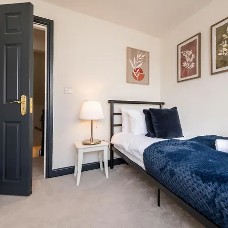Darcey House Holiday home *