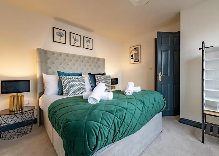Darcey House * Scarborough