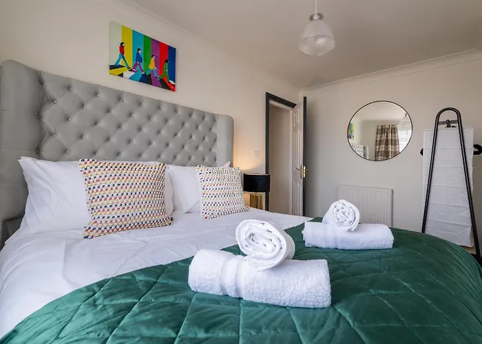 Darcey House *