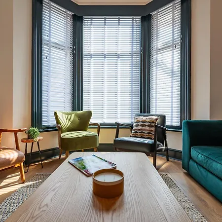 Darcey House بيت للعطل *