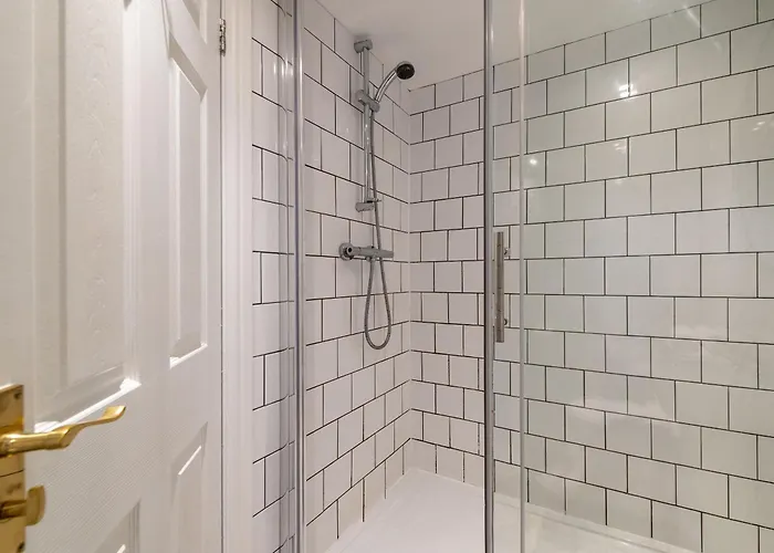 Darcey House * سكرابورو